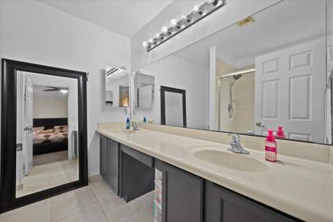 7108 Hawks Nest Terrace, Riviera Beach FL - photo 20 of 47