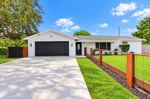 3120 Mariner Way, Lake Worth FL - photo 9 of 52