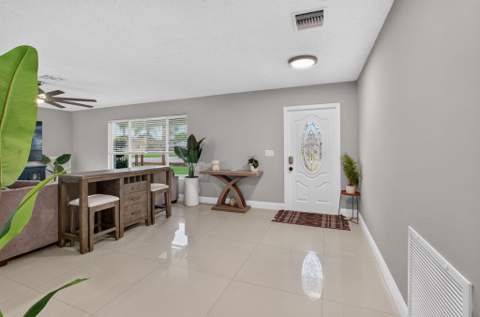 3120 Mariner Way, Lake Worth FL - photo 10 of 52