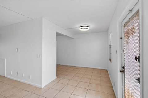 4028 Hythe B, Boca Raton FL - photo 6 of 108