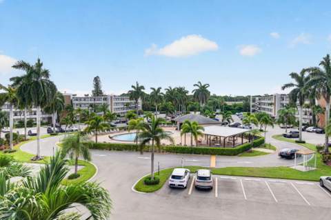 4028 Hythe B, Boca Raton FL - photo 16 of 108