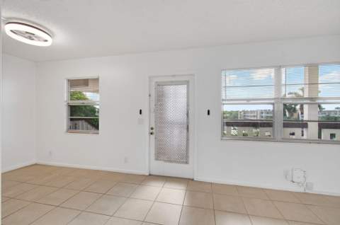 4028 Hythe B, Boca Raton FL - photo 18 of 108