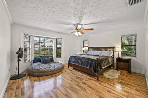 2031 SW Jaguar Avenue, Port St. Lucie FL - photo 15 of 46