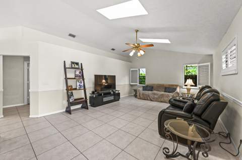 2031 SW Jaguar Avenue, Port St. Lucie FL - photo 12 of 46