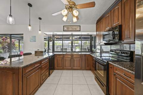 2031 SW Jaguar Avenue, Port St. Lucie FL - photo 8 of 46