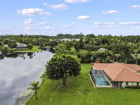 627 Marginal Road, West Palm Beach FL - photo 6 of 49