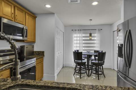 5933 Manchester Way #5933, Tamarac FL - photo 12 of 34