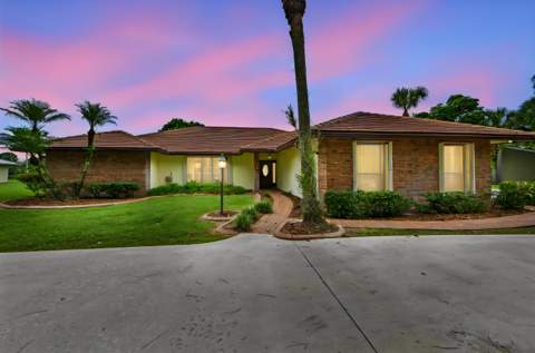 627 Marginal Road, West Palm Beach FL - photo 8 of 49