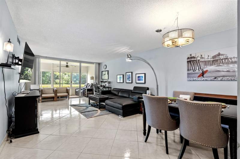 2 bedroom Condominium at 3151 S Palm Aire Drive #108, No 35 Palm-Aire Country Club, Pompano Beach — photo 3