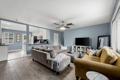 3767 SW 16th Court, Fort Lauderdale FL - photo 6 of 25