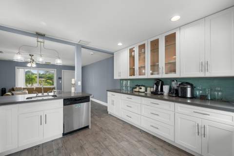 3767 SW 16th Court, Fort Lauderdale FL - photo 10 of 22