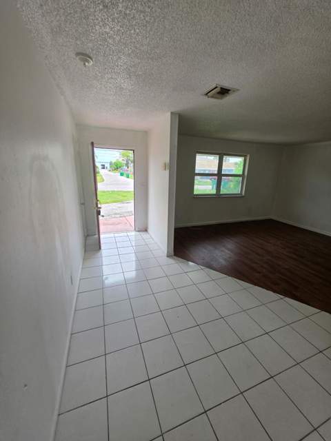 1216 Giller Avenue, Mangonia Park FL - photo 7 of 16