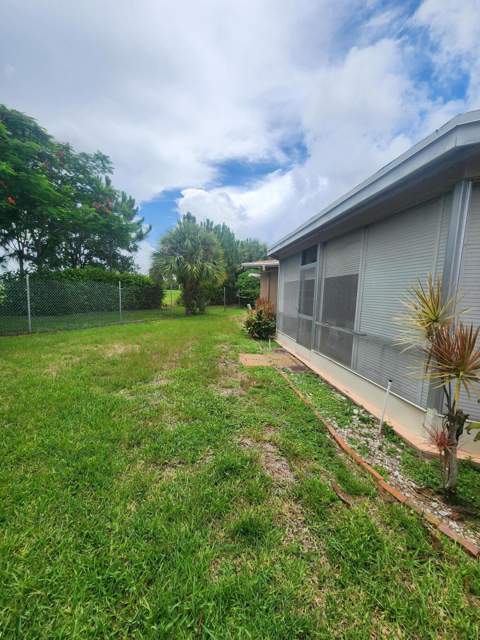 4821 NW 13th Avenue, Deerfield Beach FL - photo 6 of 16