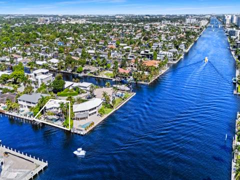 2880 NE 24th Place, Fort Lauderdale FL - photo 7 of 63