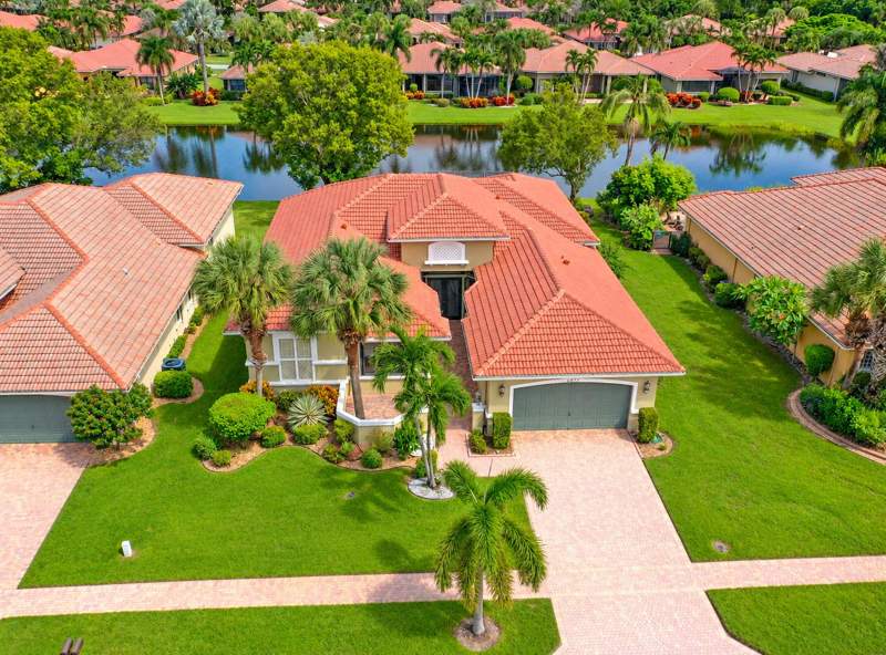 4 bedroom Single Family Residence at 6872 Antinori Lane, Tivoli Lakes, Boynton Beach — photo 2