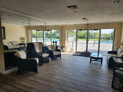 4821 NW 13th Avenue, Deerfield Beach FL - photo 13 of 16