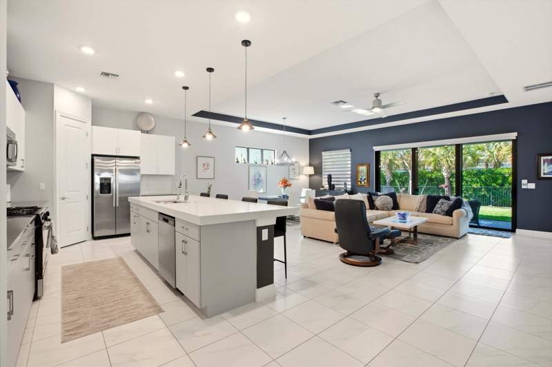 3 bedroom Single Family Residence at 5559 Captiva Lane, Cresswind Palm Beach, Westlake — photo 4