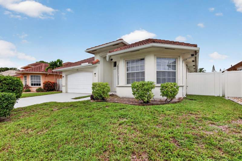 3 bedroom Single Family Residence at 900 SE 2nd Avenue, Bernard Village, Dania Beach — photo 3