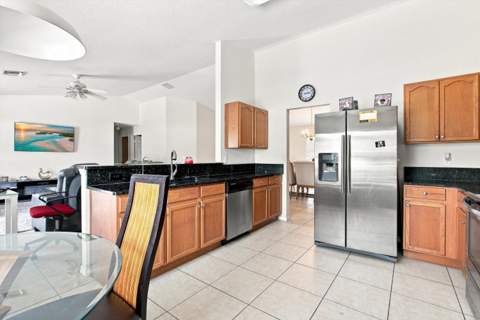 602 SW Kenyoun Street, Port St. Lucie FL - photo 24 of 33