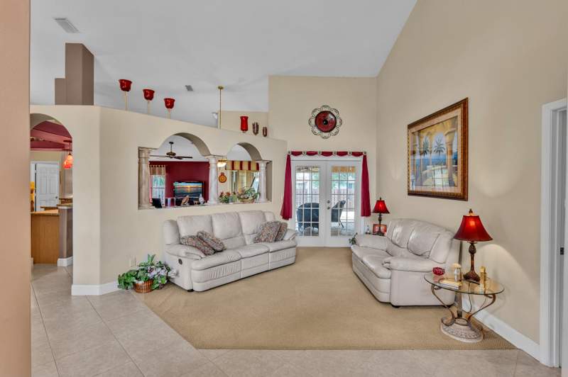 3 bedroom Single Family Residence at 349 SE Cork Road, Port St Lucie Section 39, Port St. Lucie — photo 5