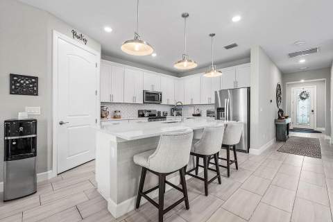13802 SW Gingerline Drive, Port St. Lucie FL - photo 10 of 38