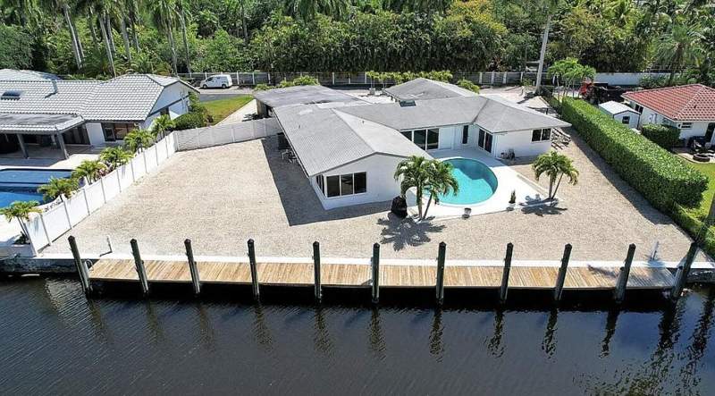 3 bedroom Single Family Residence at 2341 SW 26th Avenue, Palm Grove Acres, Fort Lauderdale — photo 3