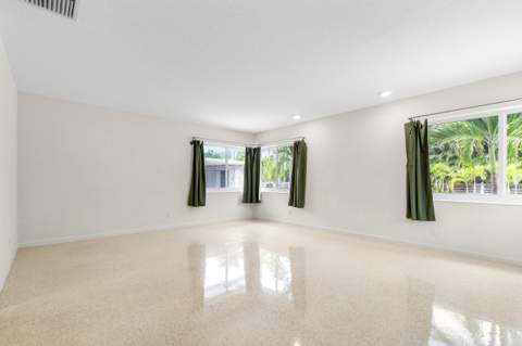 2341 SW 26th Avenue, Fort Lauderdale FL - photo 12 of 44