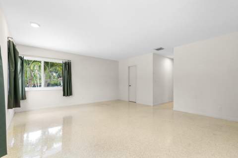 2341 SW 26th Avenue, Fort Lauderdale FL - photo 17 of 44