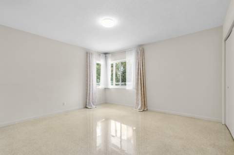 2341 SW 26th Avenue, Fort Lauderdale FL - photo 19 of 44