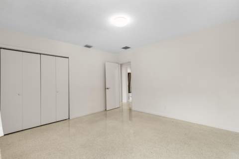 2341 SW 26th Avenue, Fort Lauderdale FL - photo 21 of 44