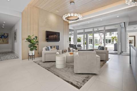 944 S Ocean Boulevard, Delray Beach FL - photo 6 of 52