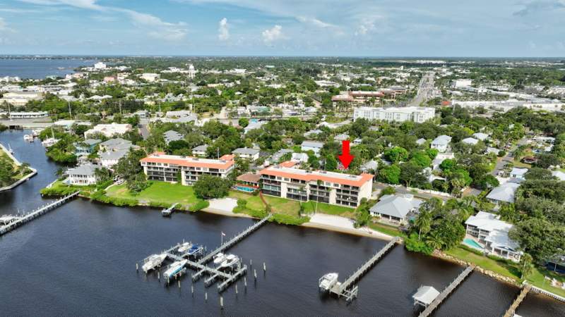 3 bedroom Condominium at 624 SW Saint Lucie Crescent #308, Edgewater Villas Condo, Stuart — photo 2