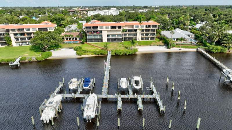 3 bedroom Condominium at 624 SW Saint Lucie Crescent #308, Edgewater Villas Condo, Stuart — photo 3