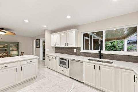 3590 Lakeview Drive, Delray Beach FL - photo 15 of 62