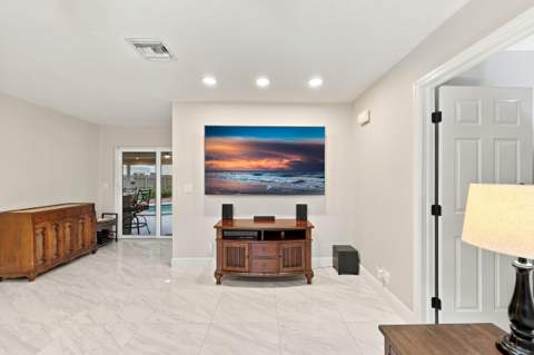 3590 Lakeview Drive, Delray Beach FL - photo 19 of 62