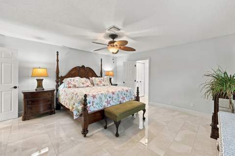 3590 Lakeview Drive, Delray Beach FL - photo 20 of 62