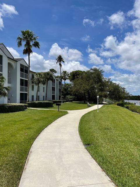 2502 SE Anchorage Cove #D-2, Port St. Lucie FL - photo 6 of 52