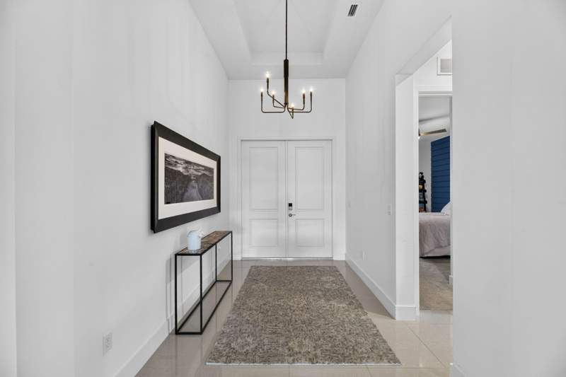 5 bedroom Single Family Residence at 10490 S Lago Vista Circle, Triple H Ranch Plat, Parkland — photo 4