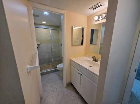 5403 SE Miles Grant Road #H108, Stuart FL - photo 15 of 51