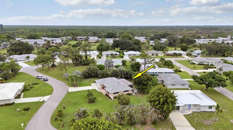 2 bedroom Single Family Residence at 9471 SE Little Club Way, Iroquois Park, Tequesta — photo 4