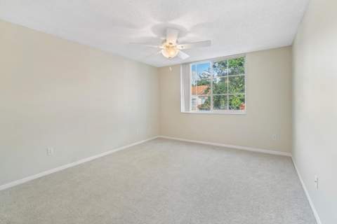 135 Yacht Club Way #209, Hypoluxo FL - photo 23 of 39