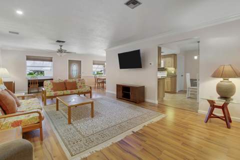 9471 SE Little Club Way, Tequesta FL - photo 15 of 36