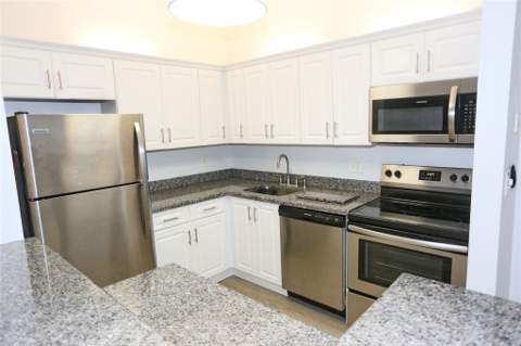 9712 S Belfort Circle, Tamarac FL - photo 15 of 35
