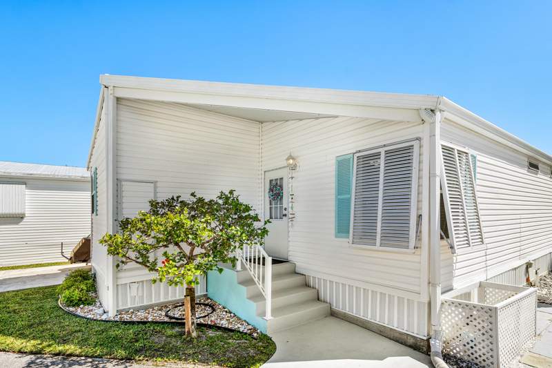 2 bedroom Stock Cooperative at 204 Mallard Drive #U, Briny Breezes Inc, Briny Breezes — photo 3