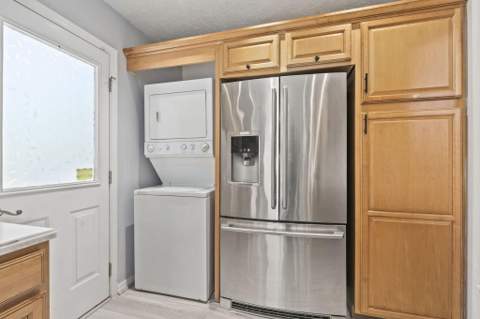 9457 Meadowood Drive, Fort Pierce FL - photo 12 of 45