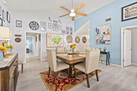 9457 Meadowood Drive, Fort Pierce FL - photo 8 of 45
