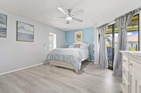 9457 Meadowood Drive, Fort Pierce FL - photo 17 of 45
