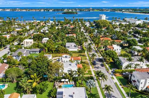 237/225 Monroe Drive, West Palm Beach FL - photo 13 of 30