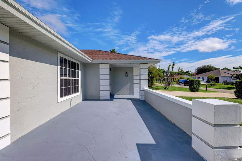 3 bedroom Single Family Residence at 325 SE Wallace Terrace, Port St Lucie Section 13, Port St. Lucie — photo 3
