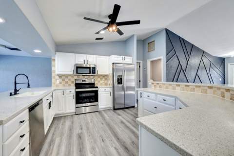 325 SE Wallace Terrace, Port St. Lucie FL - photo 12 of 45
